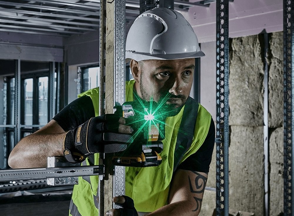 dewalt_dcle34021d1_cross_line_laser_power_tools_uk_0423_4_1