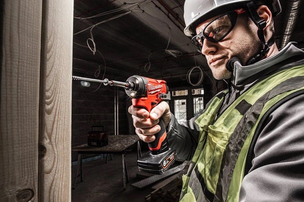 milwaukee_m12fid2_impact_wrench_power_tools_uk_0822_6_1_1
