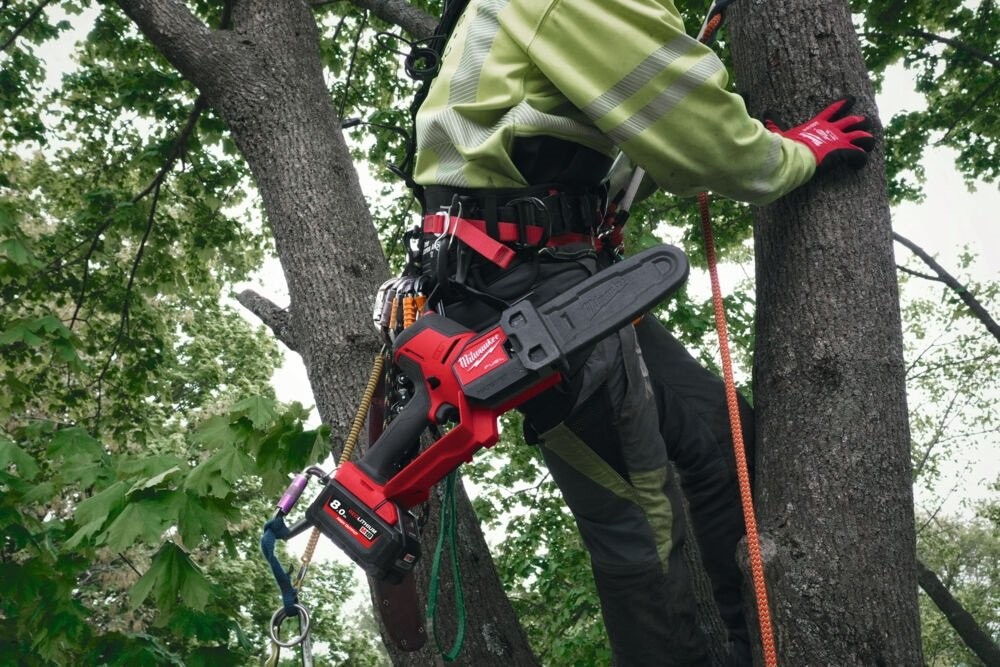 milwaukee_m18fhs20-0_hatchet_pruning_saw_power_tools_uk_0223_6_1